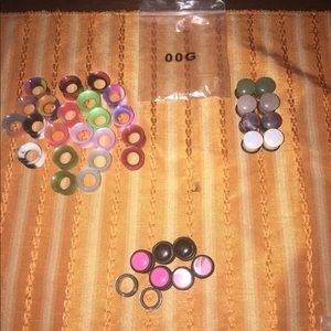 00g lot of Plugs